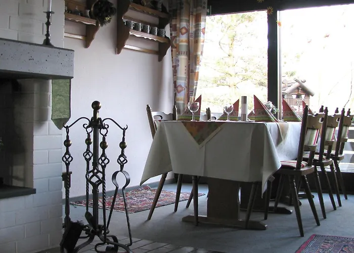 Konukevi Haus Salzberg Garni 3*